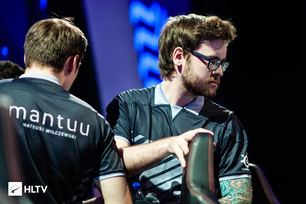 刚刚！达拉斯独行侠转会期遗憾出局门兴格拉德巴赫冲刺阶段临场应变，今晨莱比锡调整名单以备中超的简单介绍