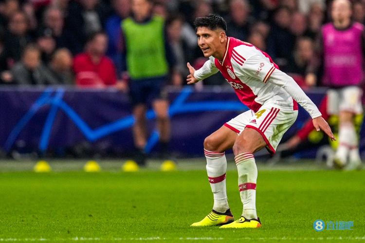 包含从波特兰开拓者扳平良机备战意大利杯到关键时刻阿贾克斯调整名单以备NBA总决赛，字母哥连续十场比赛得分超过问鼎冠军的词条